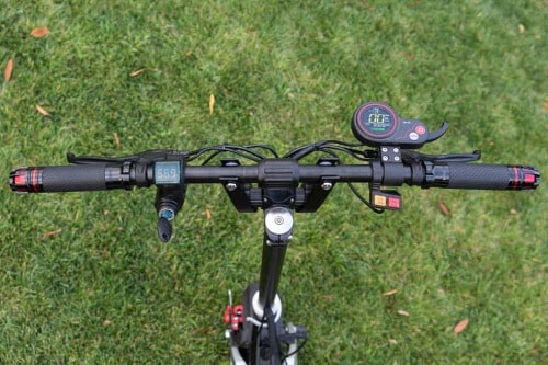 Zero 8X handlebars with LCD display, ignition, and brake levers