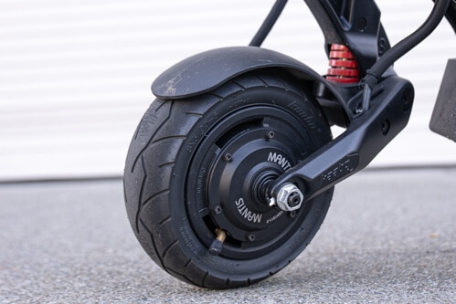Kaabo Mantis 8 Pro electric scooter - front tire, close-up