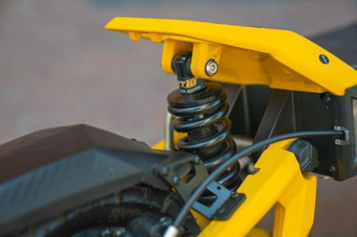 Close up of VSett 10+ rear hydraulic suspension