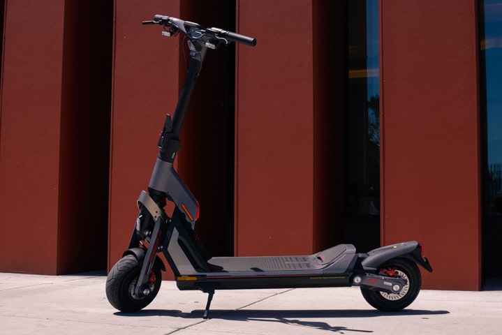 segway-gt2-electric-scooter-hero-profile-shot-1